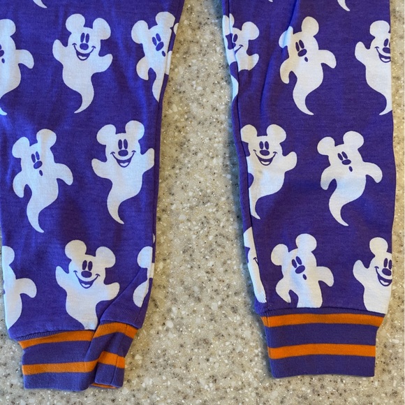 Mickey Halloween pajamas - Picture 3 of 6